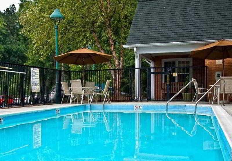 Towneplace Suites Raleigh Cary/Weston Parkway Facilities photo