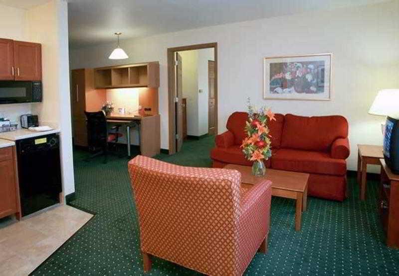 Towneplace Suites Raleigh Cary/Weston Parkway Room photo